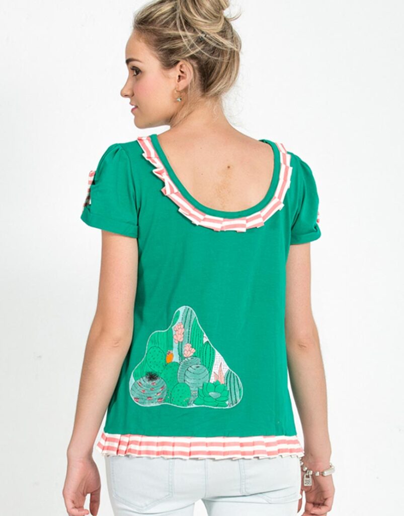 Camiseta mágical espalda