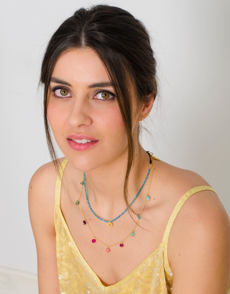 Collar Iris mineral modelo