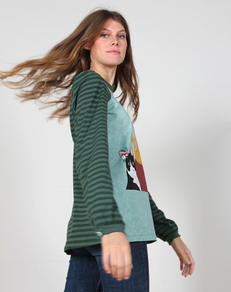 Camiseta El Campo del Gato detalle movimiento