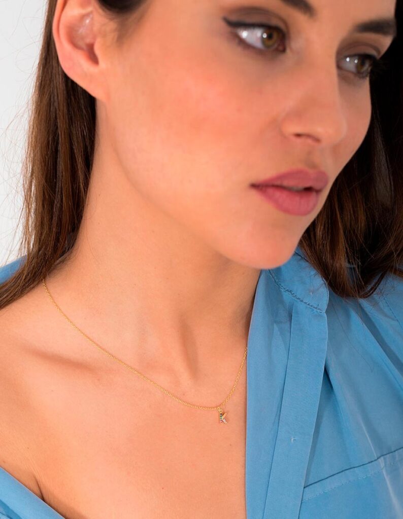 Collar inicial Your name modelo