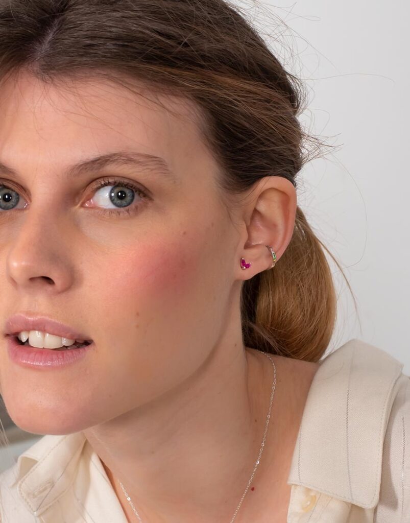 Pendiente earcuff arco iris