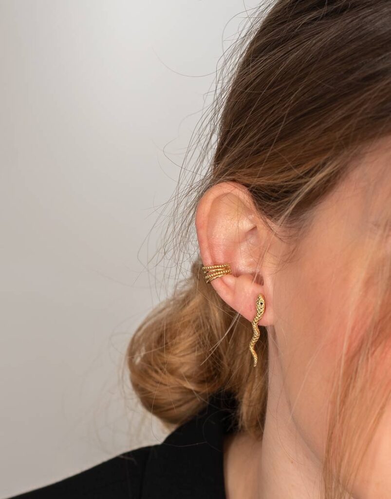 Pendiente Earcuff doble cordón detalle