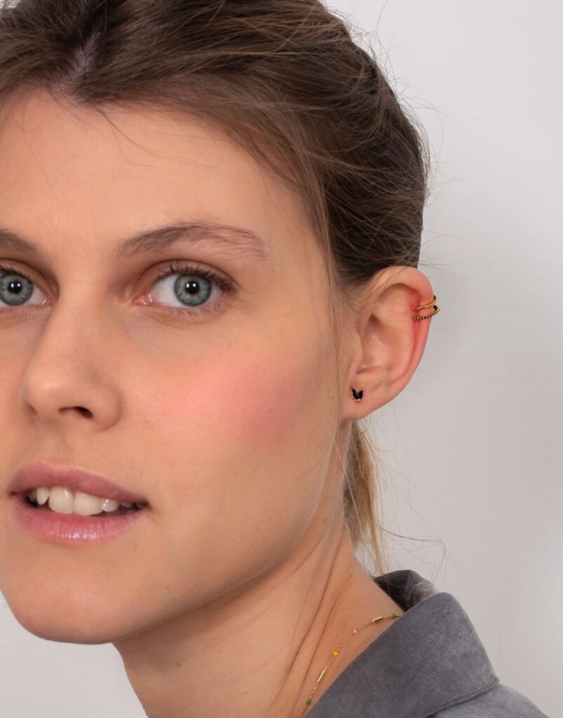 Pendiente flor circonita negra