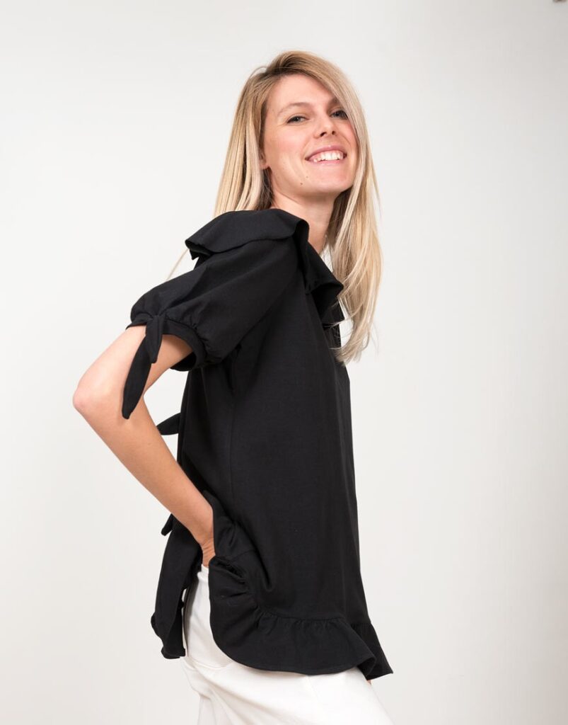 Camiseta Black? Yes, black lado detalle