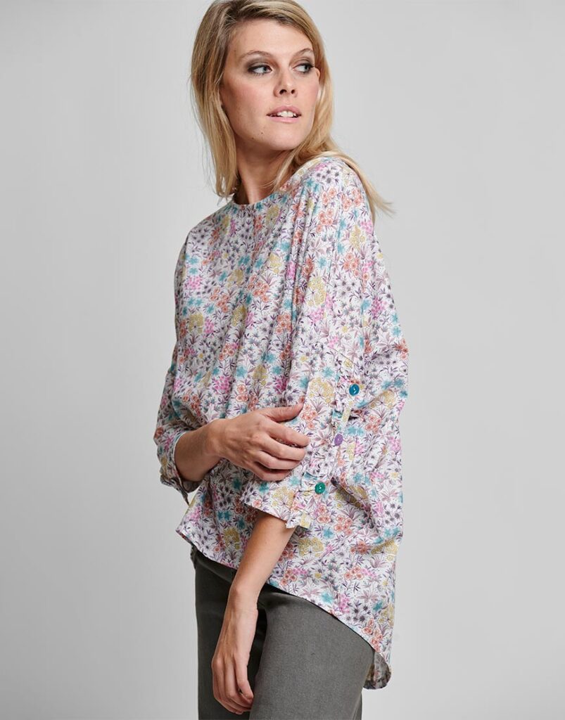 Blusa El botánico lado