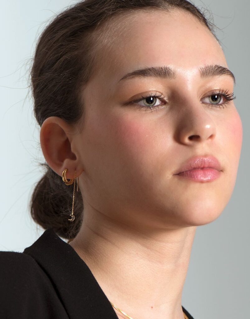 Pendiente de cadena Luna circonitas negras modelo