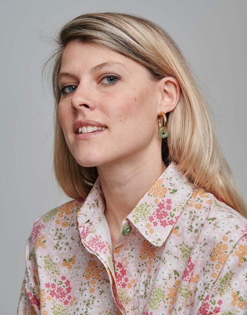 Camisa Verbenas de verano detalle