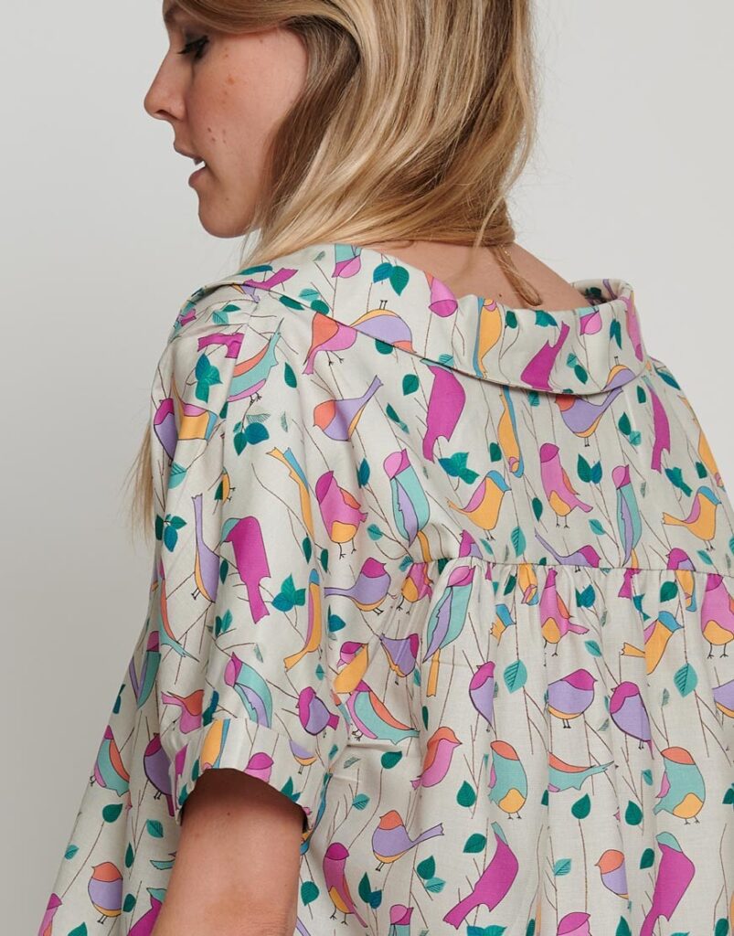 Blusa El coro de las ramas detalle espalda