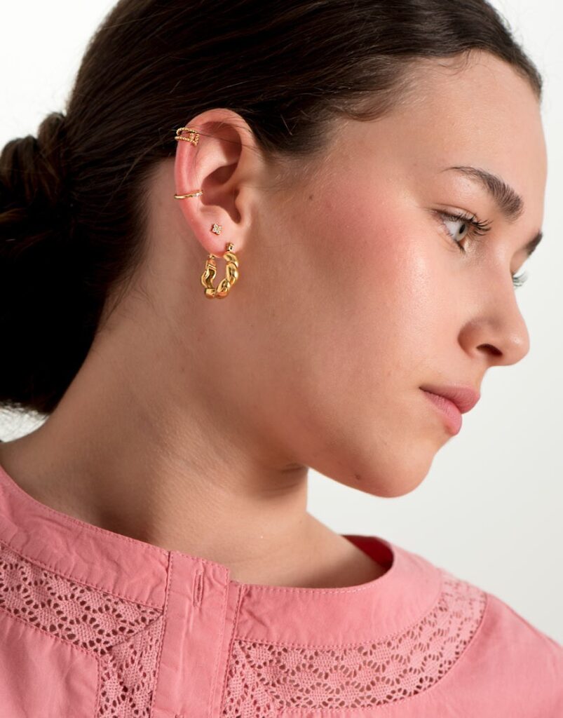 Pendientes aro ovalados cordón dorado