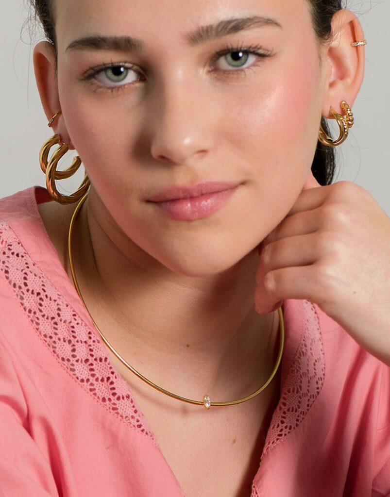 Collar rígido circonita modelo