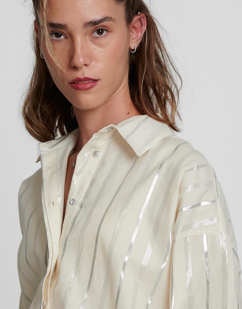 Camisa Silveira detalle cuello