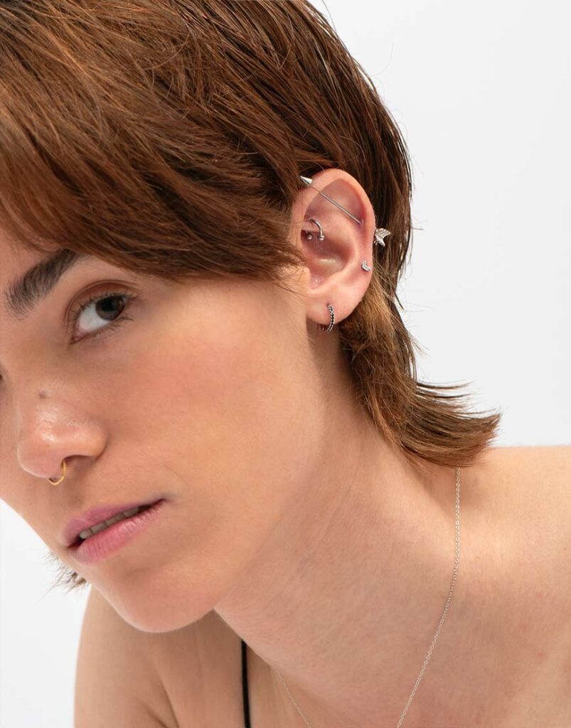 Pendiente piercing circonitas negras plata