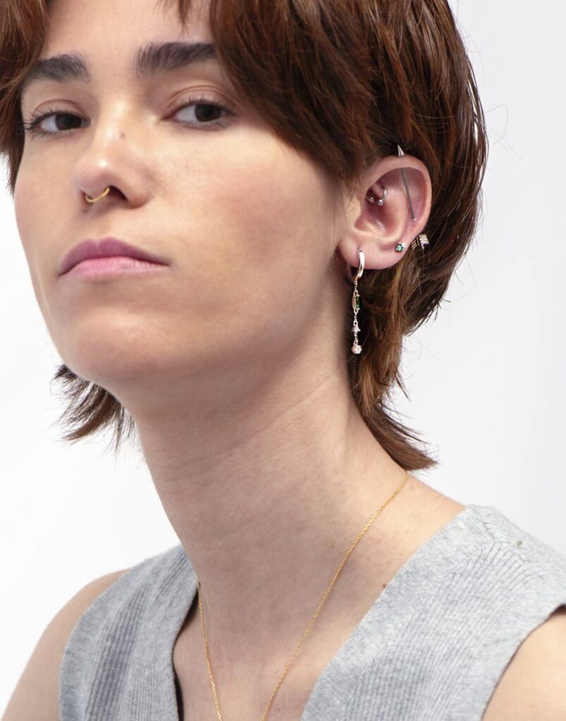 Pendiente aro cadena y circonitas plata