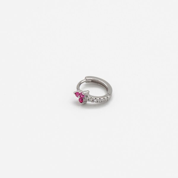 pendiente piercing aro flor fucsia plata