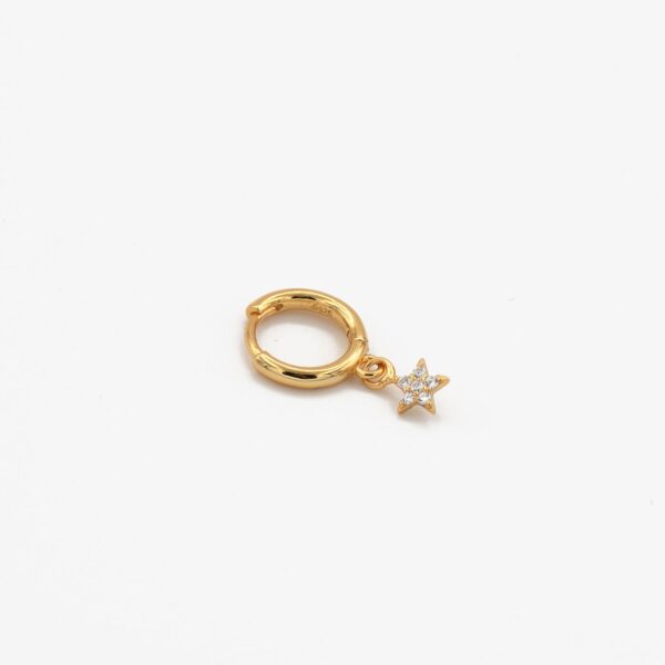 Pendiente piercing colgante estrella circonitas oro