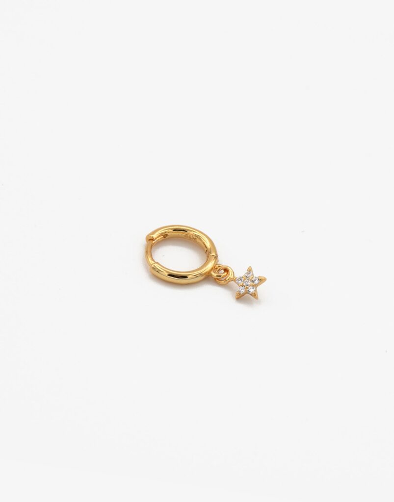 Pendiente piercing colgante estrella circonitas oro