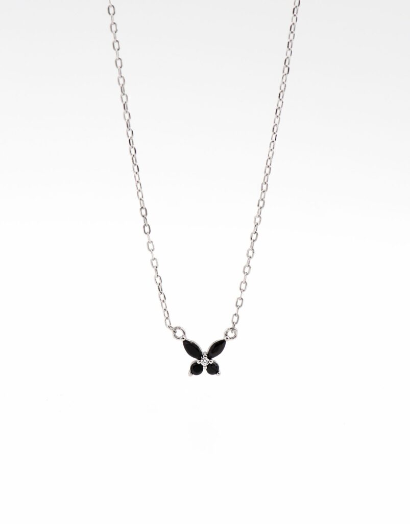 Collar mariposa negra plata