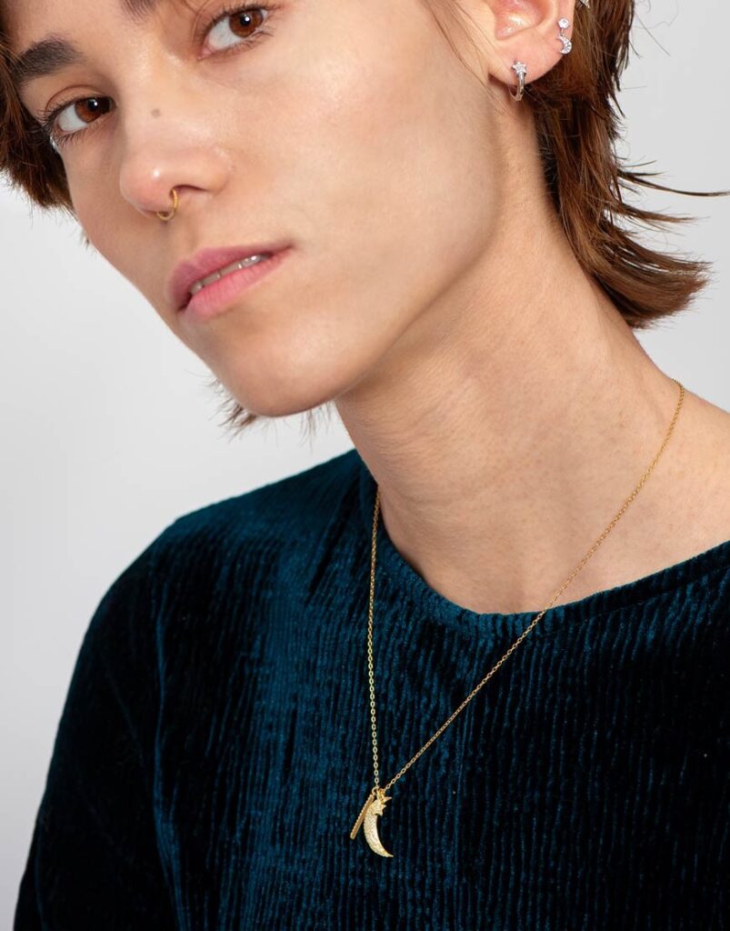 Collar luna y compañía oro