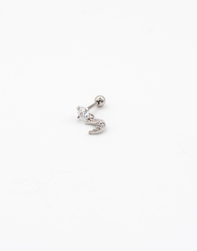 Piercing luna y diamante