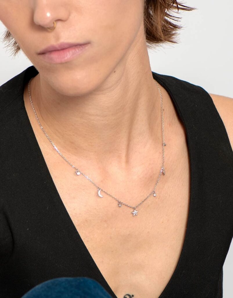 Collar colgantes circonitas detalles