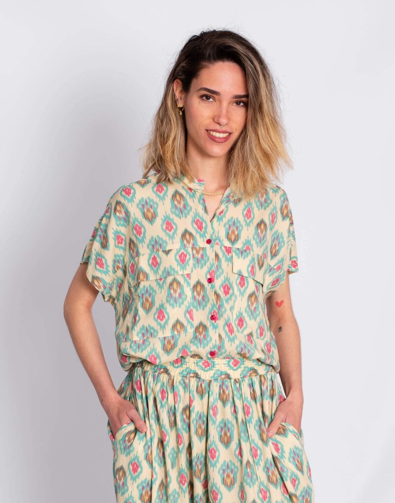 Blusa Estampada Fluida frente