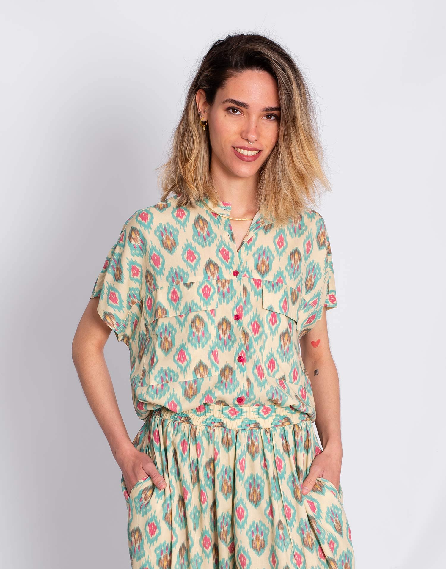 Blusa Estampada Fluida - Imagen 3