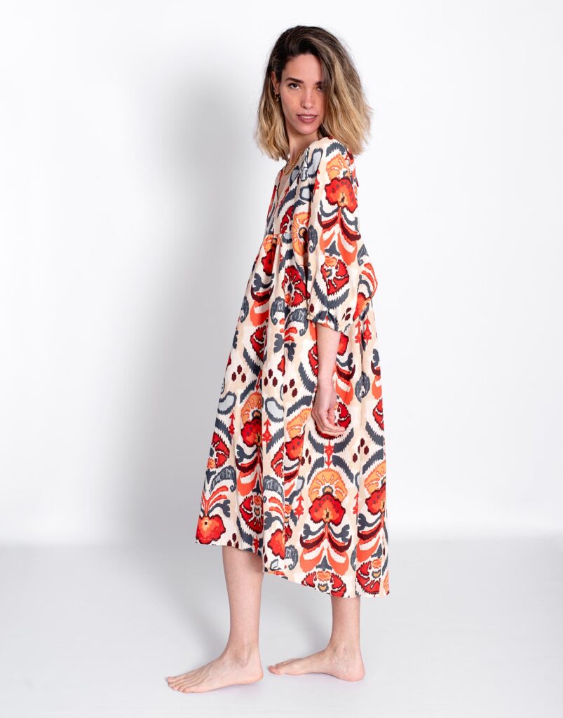 Vestido estampado étnico coral lateral