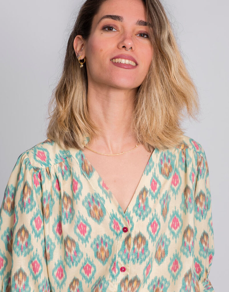 Blusa Estampada Étnica escote