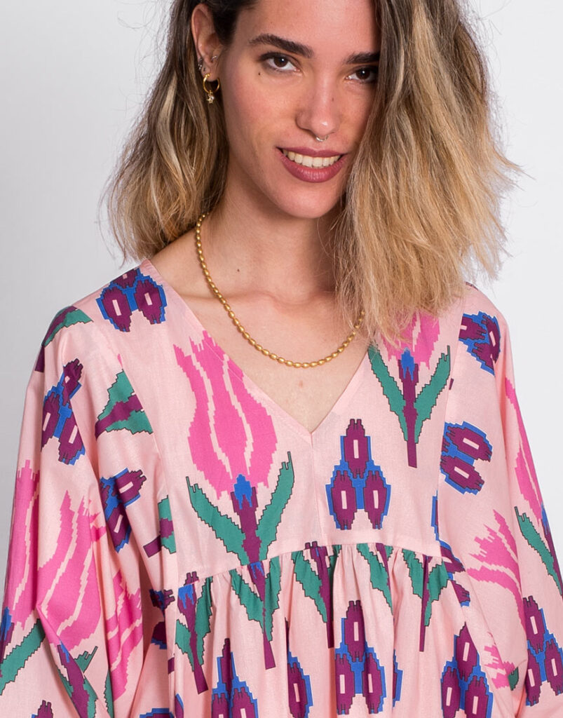 Vestido Oversize Popelín Estampado Floral detalle escote