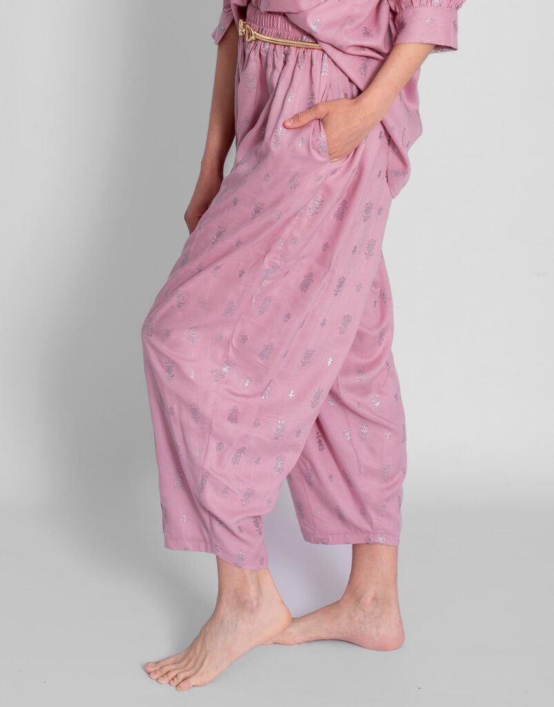 Pantalón malva lateral